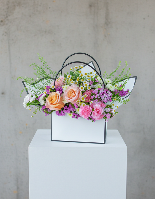 Seasonal Garden Blooming Tote